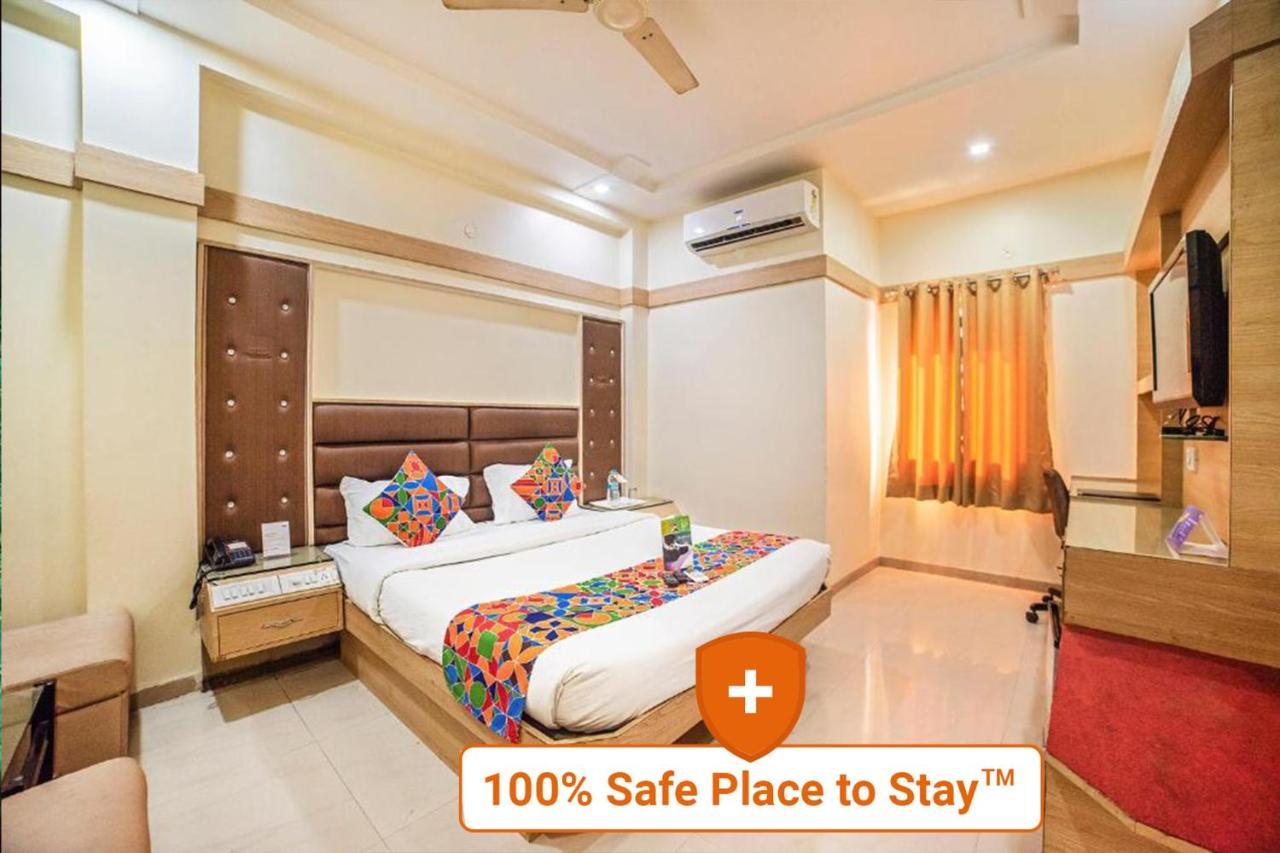 Fabhotel Santoor Geeta Bhawan Square Индор Екстериор снимка