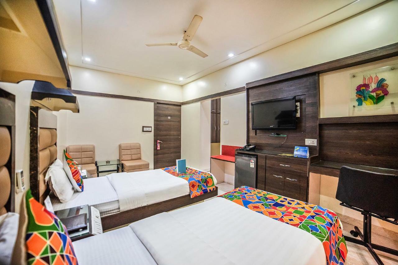 Fabhotel Santoor Geeta Bhawan Square Индор Екстериор снимка